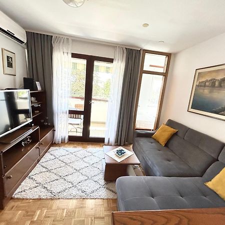 Apartman Mira Zadar Bagian luar foto