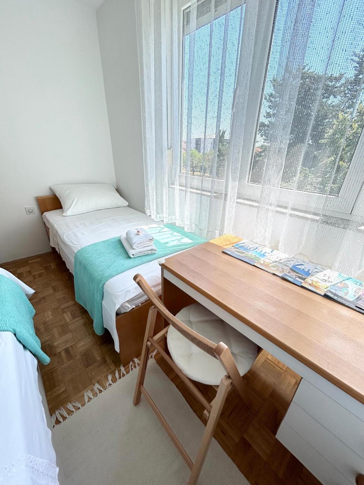 Apartman Mira Zadar Bagian luar foto